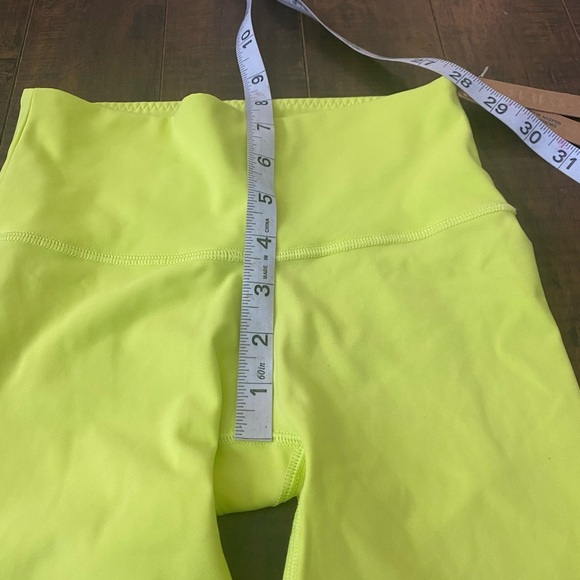 Skims Everybody High waisted shorts - Picture 5 of 8